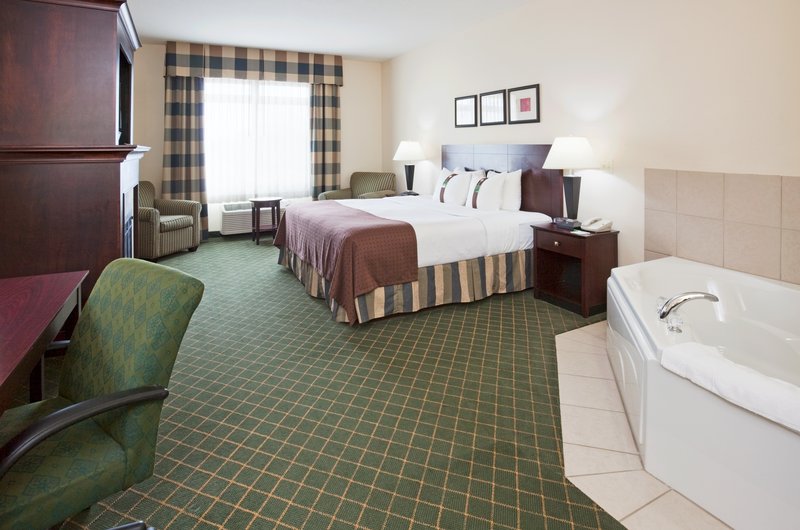 Holiday Inn CONFERENCE CTR MARSHFIELD - Marshfield, WI