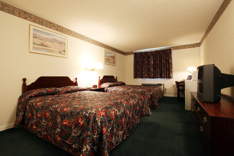 Americas Best Value Inn - Macomb, IL