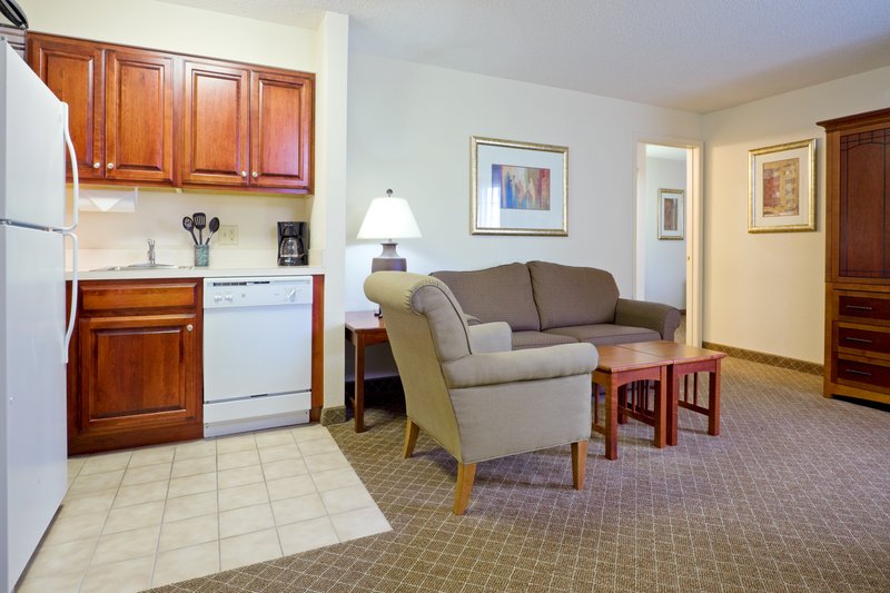 STAYBRIDGE SUITES - Cranbury, NJ