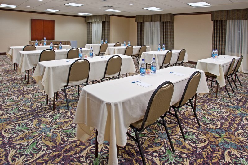 STAYBRIDGE SUITES-STOW - Stow, OH
