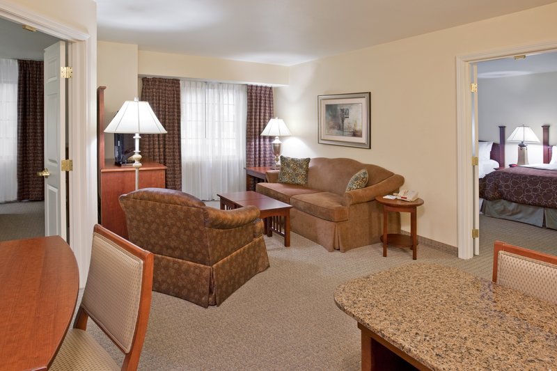 STAYBRIDGE SUITES-STOW - Stow, OH