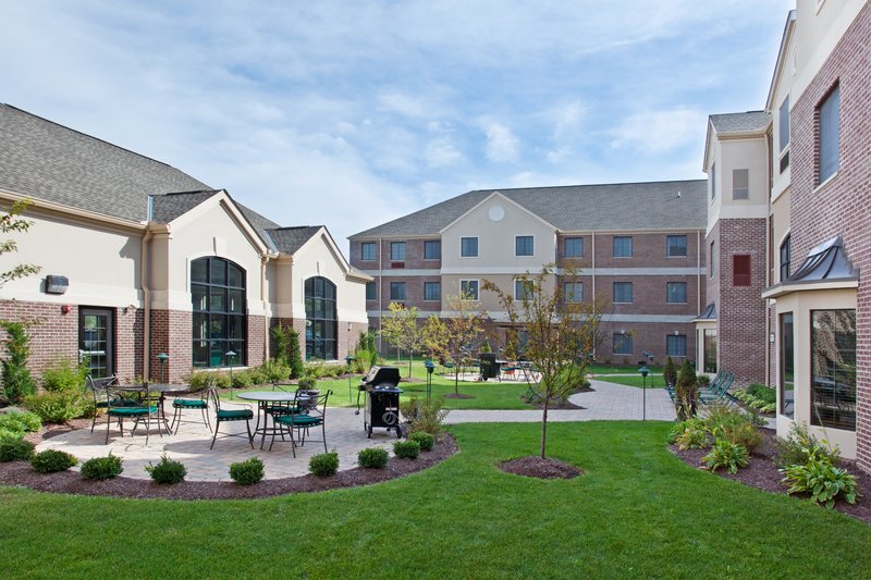 STAYBRIDGE SUITES-STOW - Stow, OH
