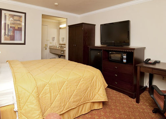 Comfort Inn & Suites - Lompoc, CA