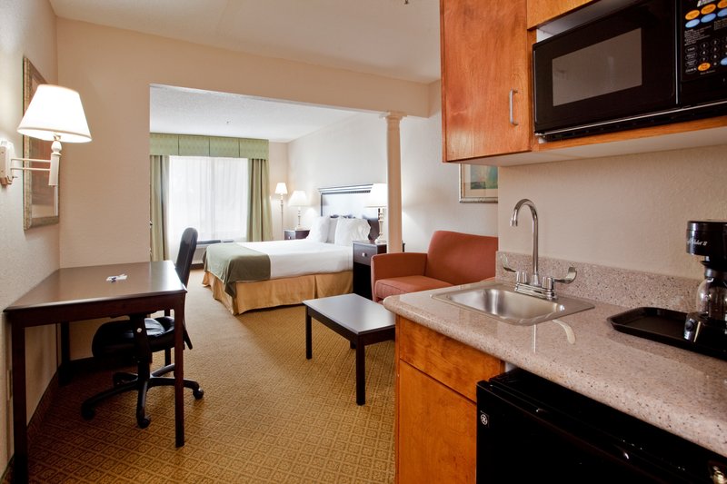 Holiday Inn Express & Suites KINSTON - Kinston, NC