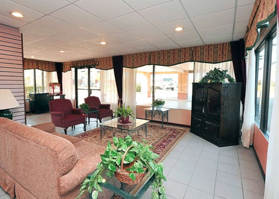Econo Lodge - Winnie, TX