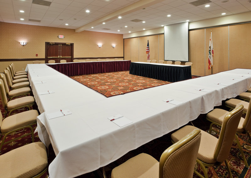 Crowne Plaza Concord - Concord, CA