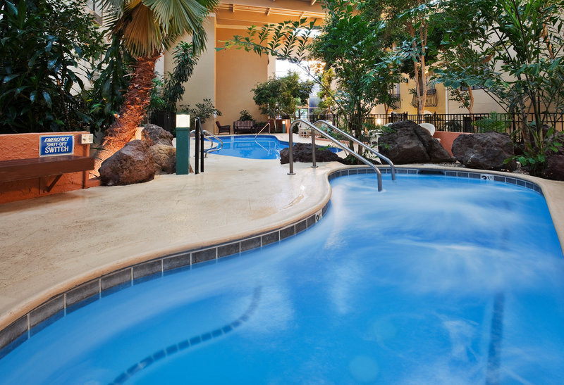 Crowne Plaza Concord - Concord, CA