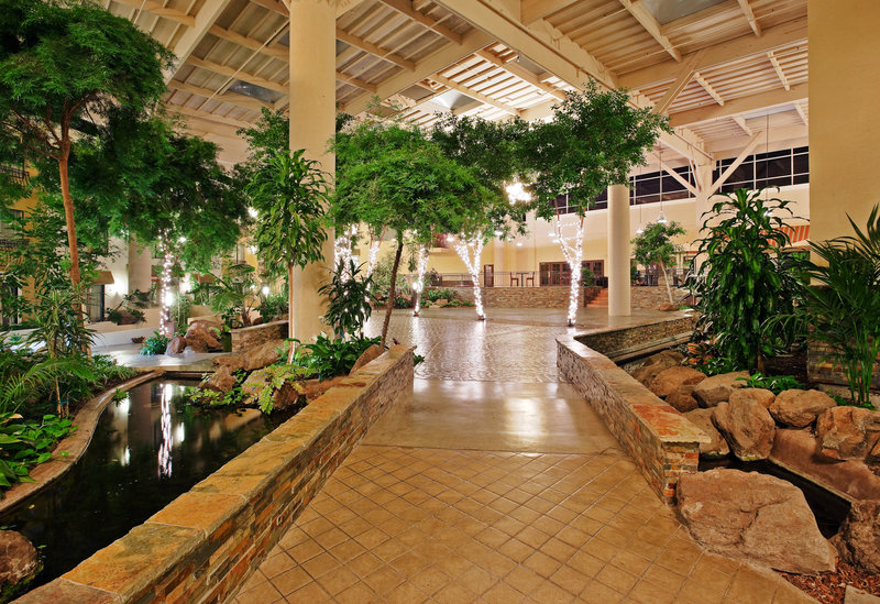 Crowne Plaza Concord - Concord, CA