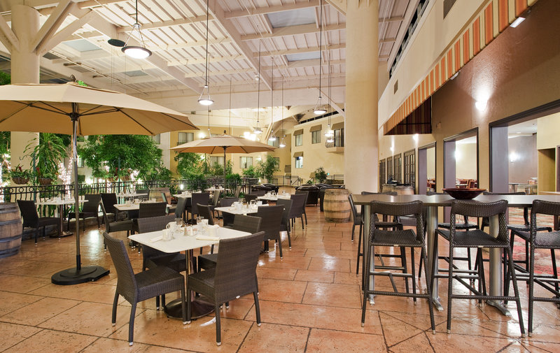 Crowne Plaza Concord - Concord, CA