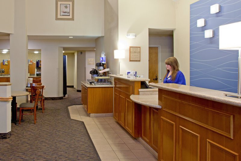 Holiday Inn Express BARSTOW-HISTORIC ROUTE 66 - Barstow, CA
