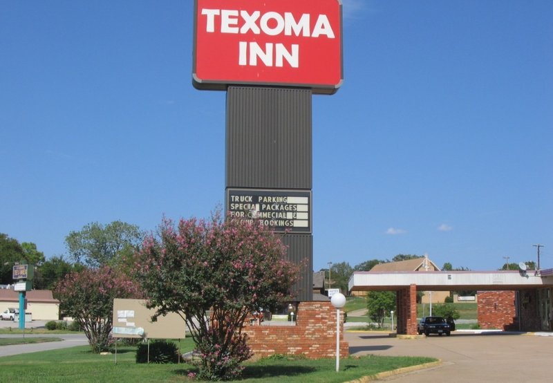 Texoma Inn - Denison, TX