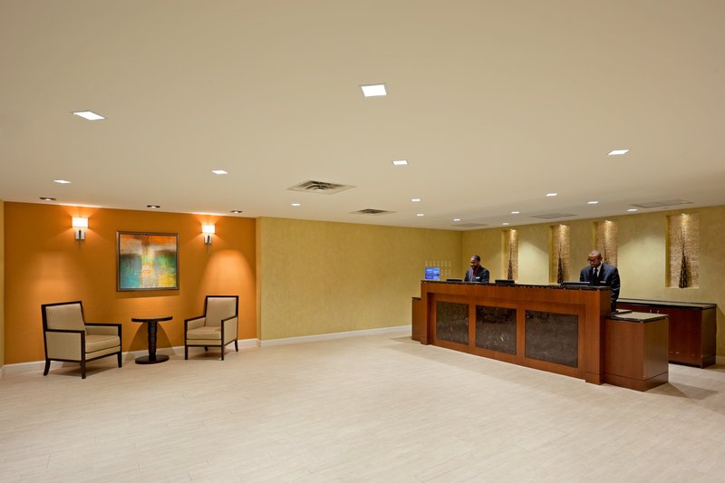 Crowne Plaza FAIRFIELD - Fairfield, NJ