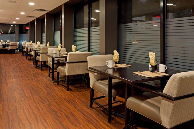Crowne Plaza FAIRFIELD - Fairfield, NJ