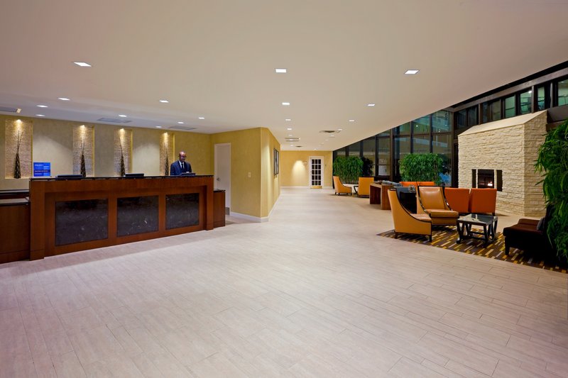 Crowne Plaza FAIRFIELD - Fairfield, NJ