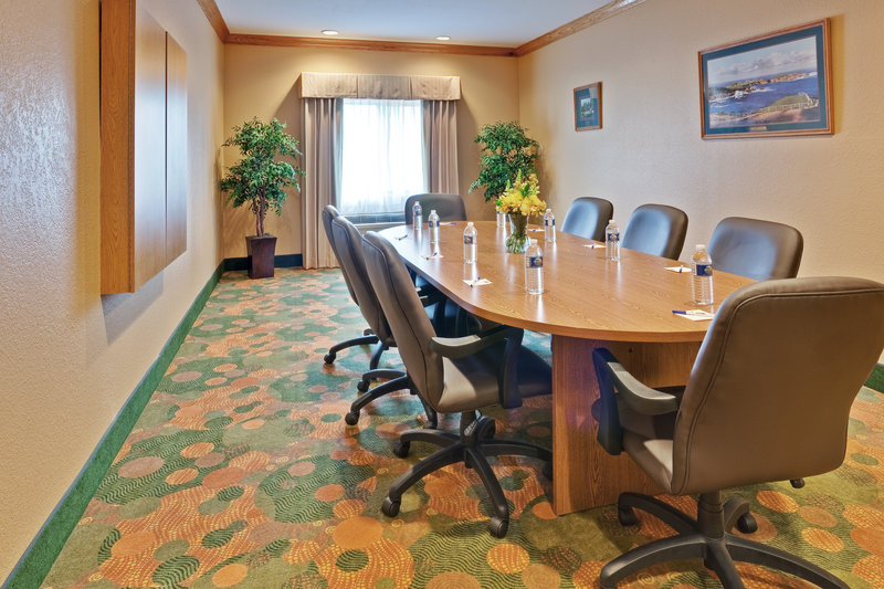 Holiday Inn Express WINFIELD - TEAYS VALLEY - Red House, WV