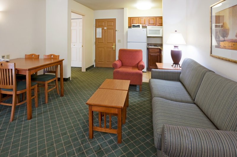 Staybridge Suites MIDDLETON/MADISON-WEST - Middleton, WI