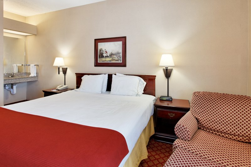 Holiday Inn Express METROPOLIS - Olmsted, IL