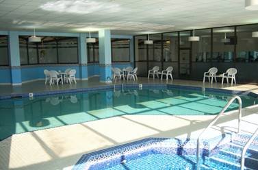 Brookfield Suites Hotel & Convention Center - Brookfield, WI