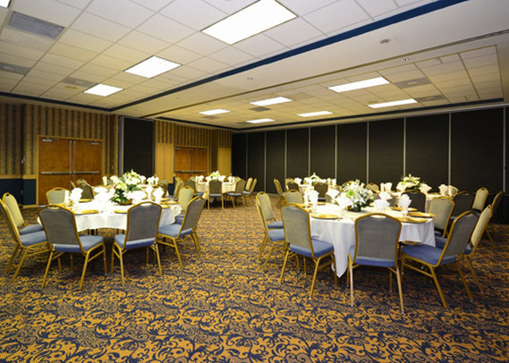 Day Inn - Gretna, LA
