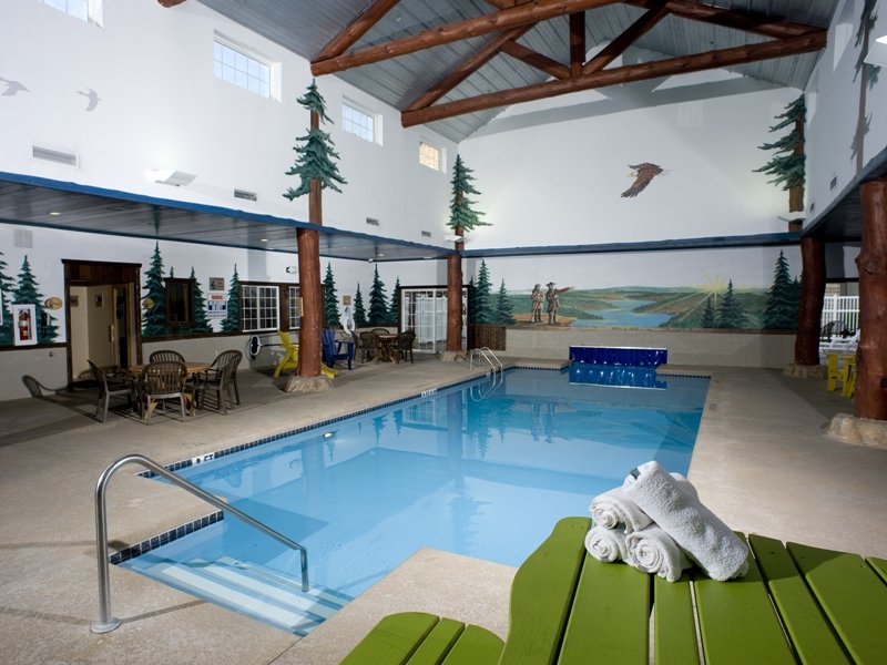 Stoney Creek Inn - Columbia, MO