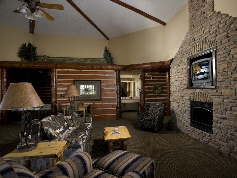 Stoney Creek Inn - Columbia, MO