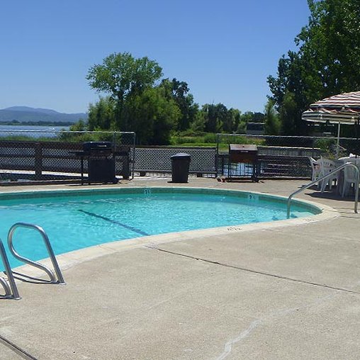 Regency Inn Lakeport - Lakeport, CA