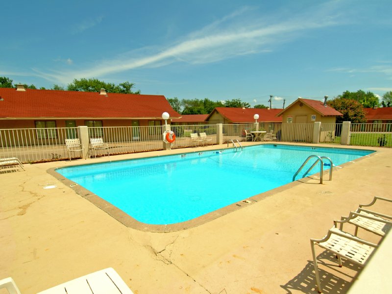 Will Rogers Magnuson Hotel - Claremore, OK