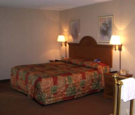 ECONO LODGE - Lebanon, IN