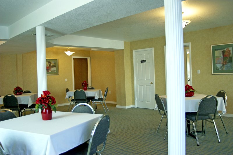 Blue Ribbon Inn Magnuson Hotel - Sallisaw, OK