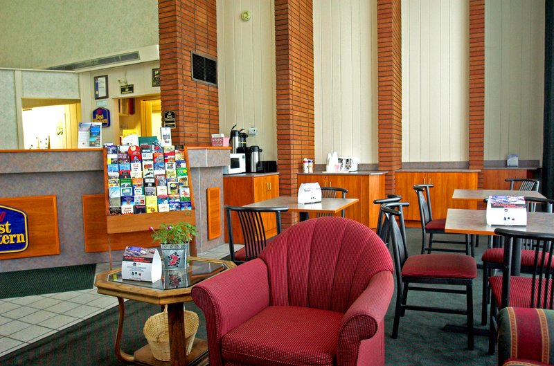 Americas Best Value Inn - Warren, OH