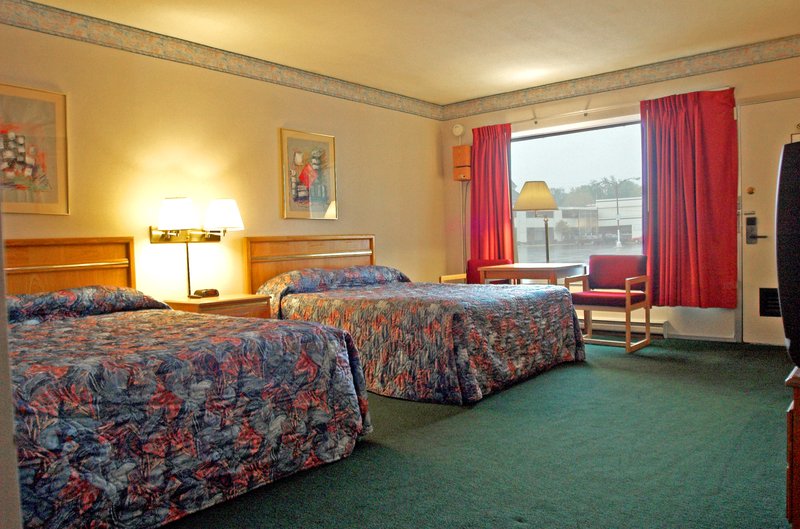 Americas Best Value Inn - Warren, OH