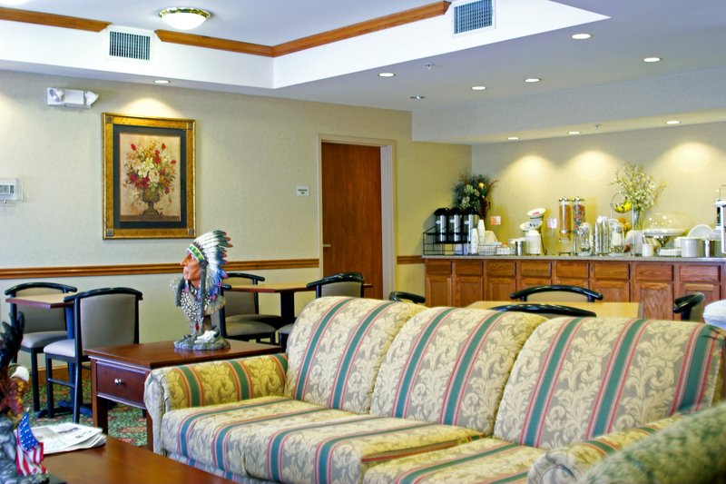 Rodeway Inn - Tahlequah, OK