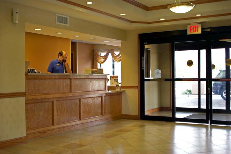 Rodeway Inn - Tahlequah, OK