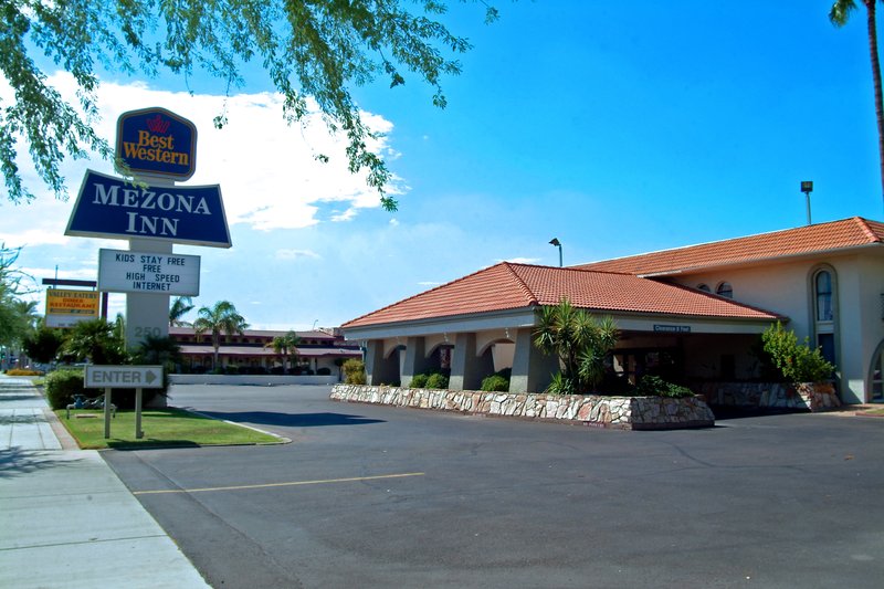 Ramada By Wyndham Mesa-Mezona Hotel - Mesa, AZ