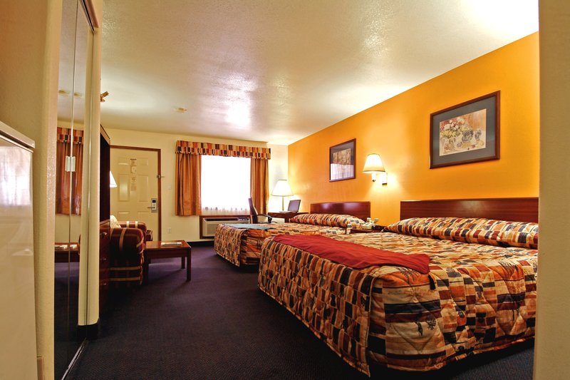Holiday Inn Express & Suites Raymondville - Raymondville, TX