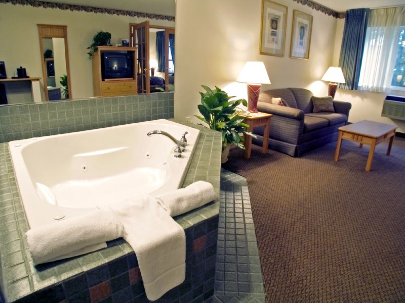 Best Western - Baraboo, WI