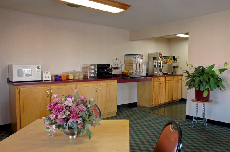 Americas Best Value Inn - New Boston, TX