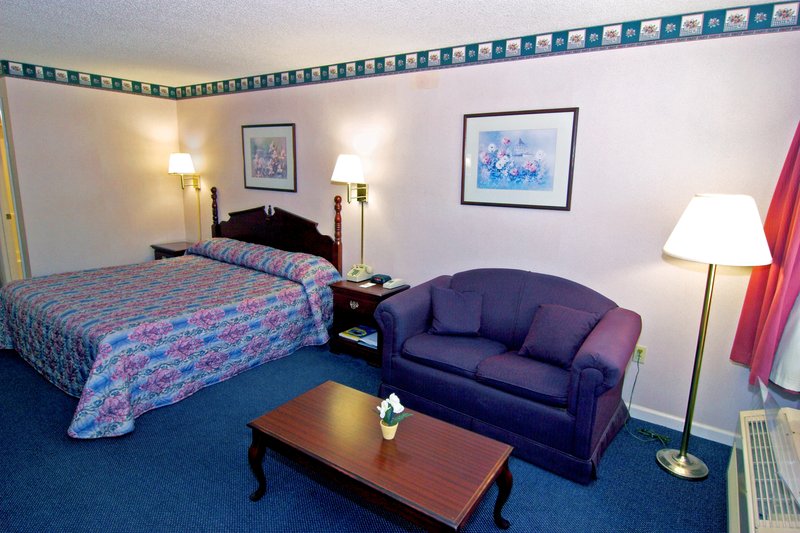 Americas Best Value Inn - Hazlehurst, GA