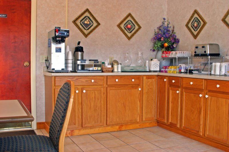 Best Western Smokey Mountain Inn - Waynesville, NC