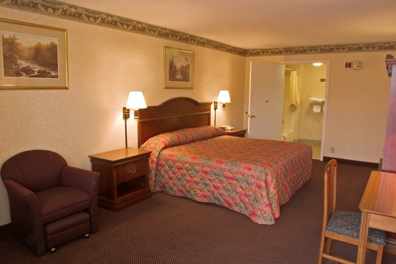 Best Western - Dickson, TN