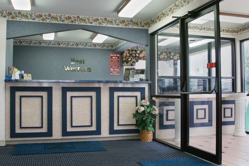 Econo Lodge - Prattville, AL