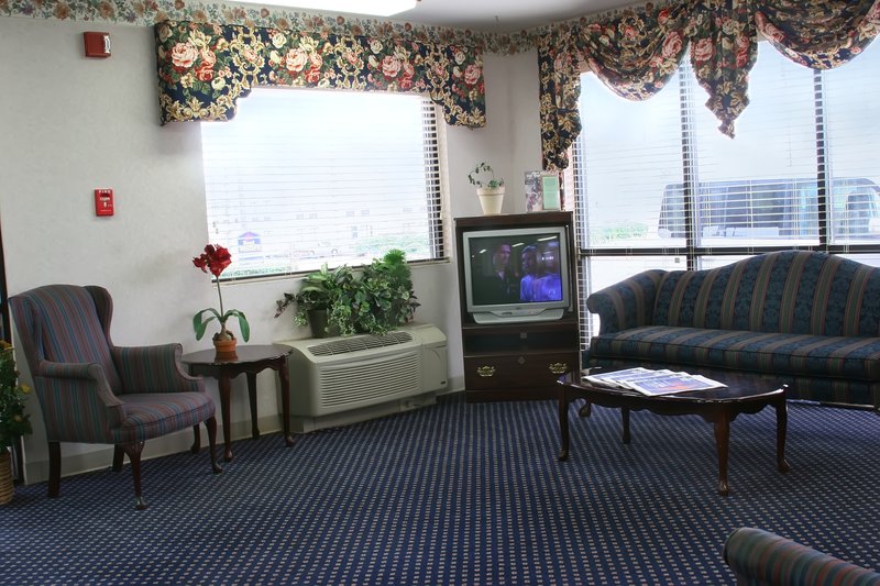 Econo Lodge - Prattville, AL