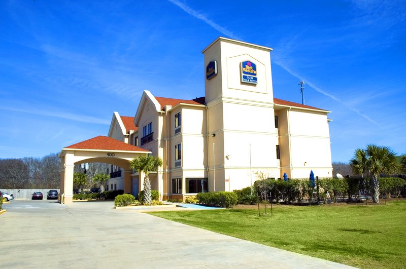 Baymont Inn & Suites-Clute - Clute, TX