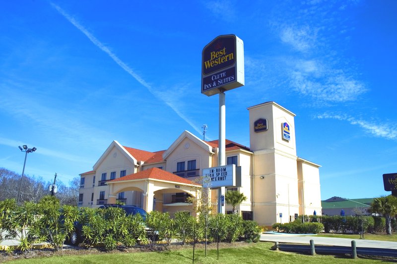 Baymont Inn & Suites-Clute - Clute, TX