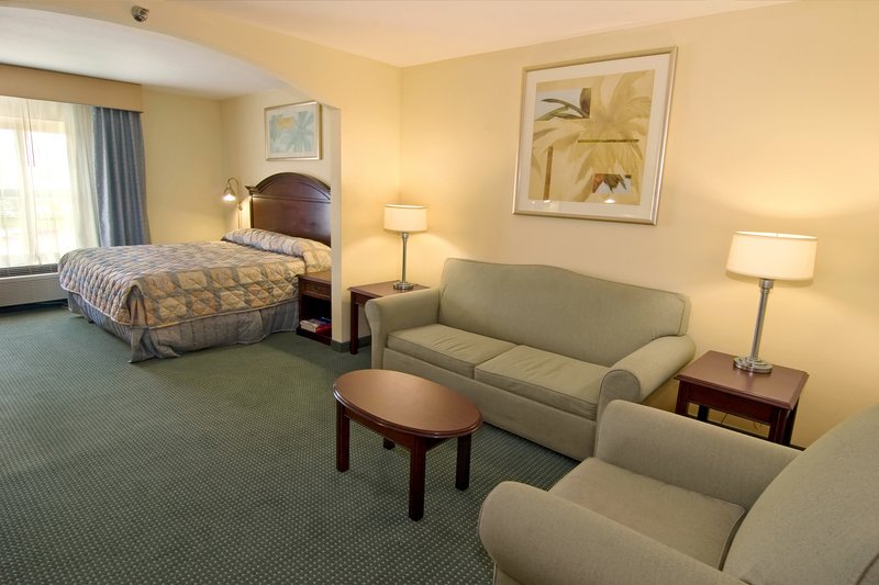 BEST WESTERN-LAKE COUNTY INN - Tavares, FL