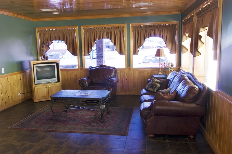 The Winnfield Lodge - Winnfield, LA