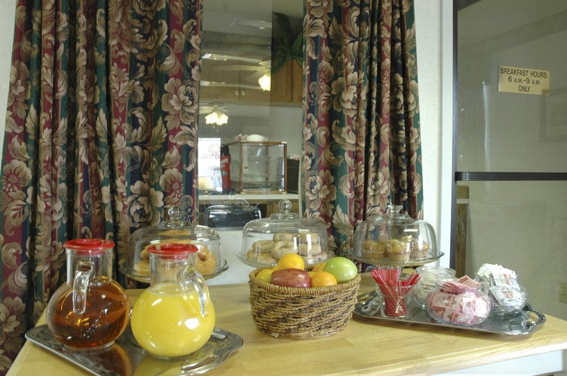 Days Inn By Wyndham Gonzales - Gonzales, LA