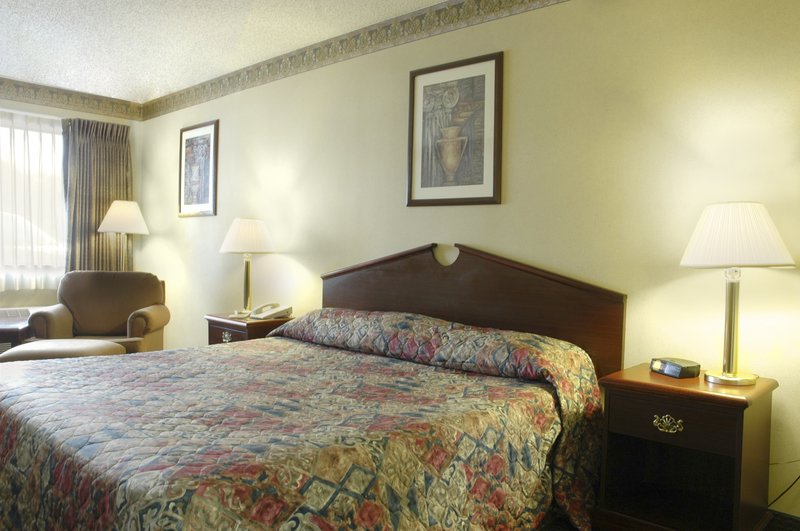 Days Inn By Wyndham Gonzales - Gonzales, LA