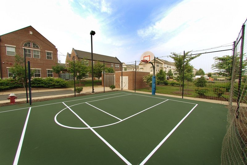 Hampton Inn Dulles/Cascades - Sterling, VA