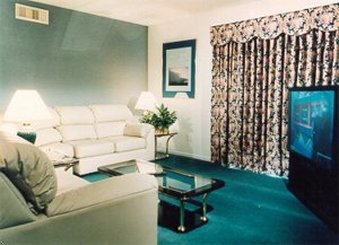 Christy Estates Suites - Corpus Christi, TX